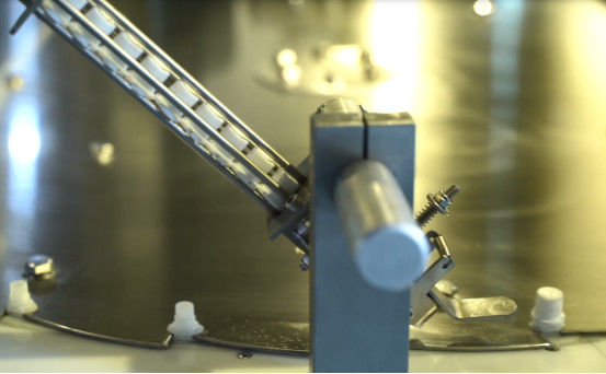 Dostosowywalna maszyna do napełniania torby z kieszenią do zakrycia torby zakres W 70-210 mm L 70-350 mm